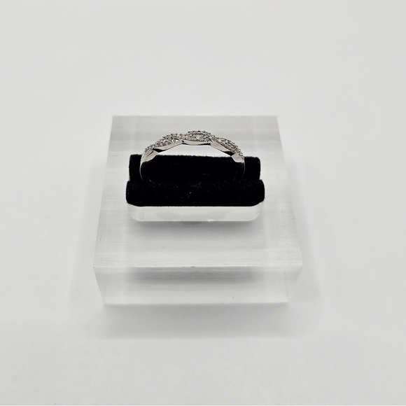 0.20 CT Double Twist Natural Diamond Sterling Silver Ring - Picture 4 of 5